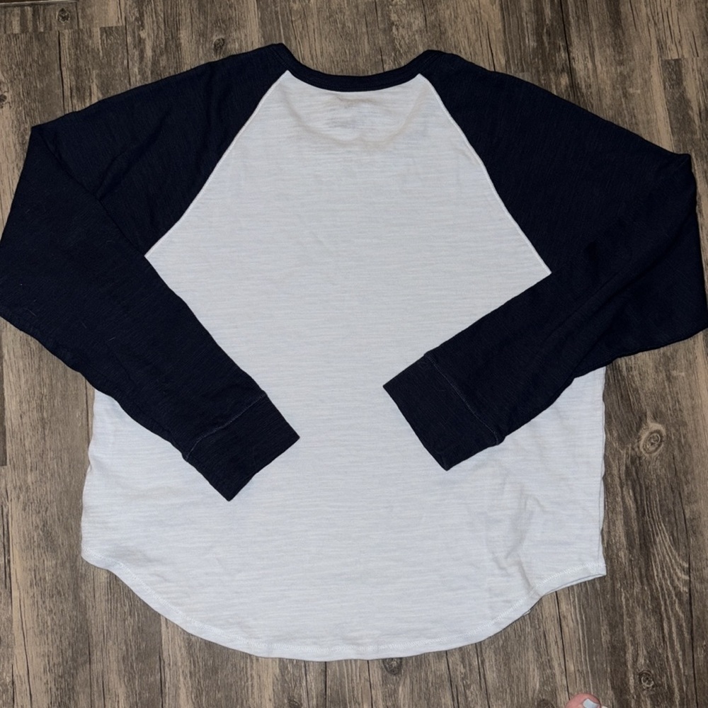 Faherty woman’s Cloud Long Sleeve Baseball Tee XL 
Organic cotton - Picture 8 of 8